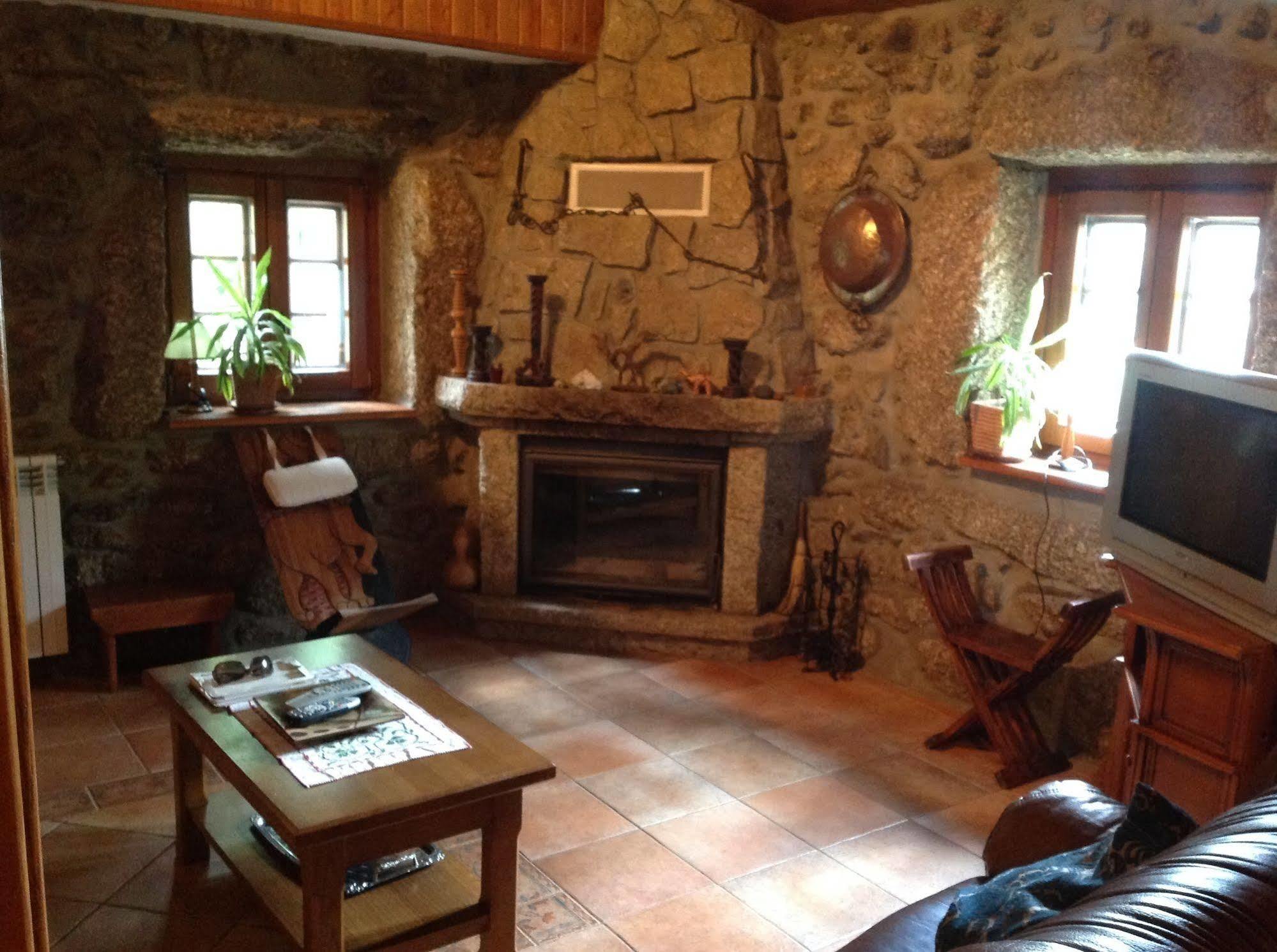 Quinta Do Circo - Serra Da Estrela - Turismo Rural Cortes do Meio المظهر الخارجي الصورة